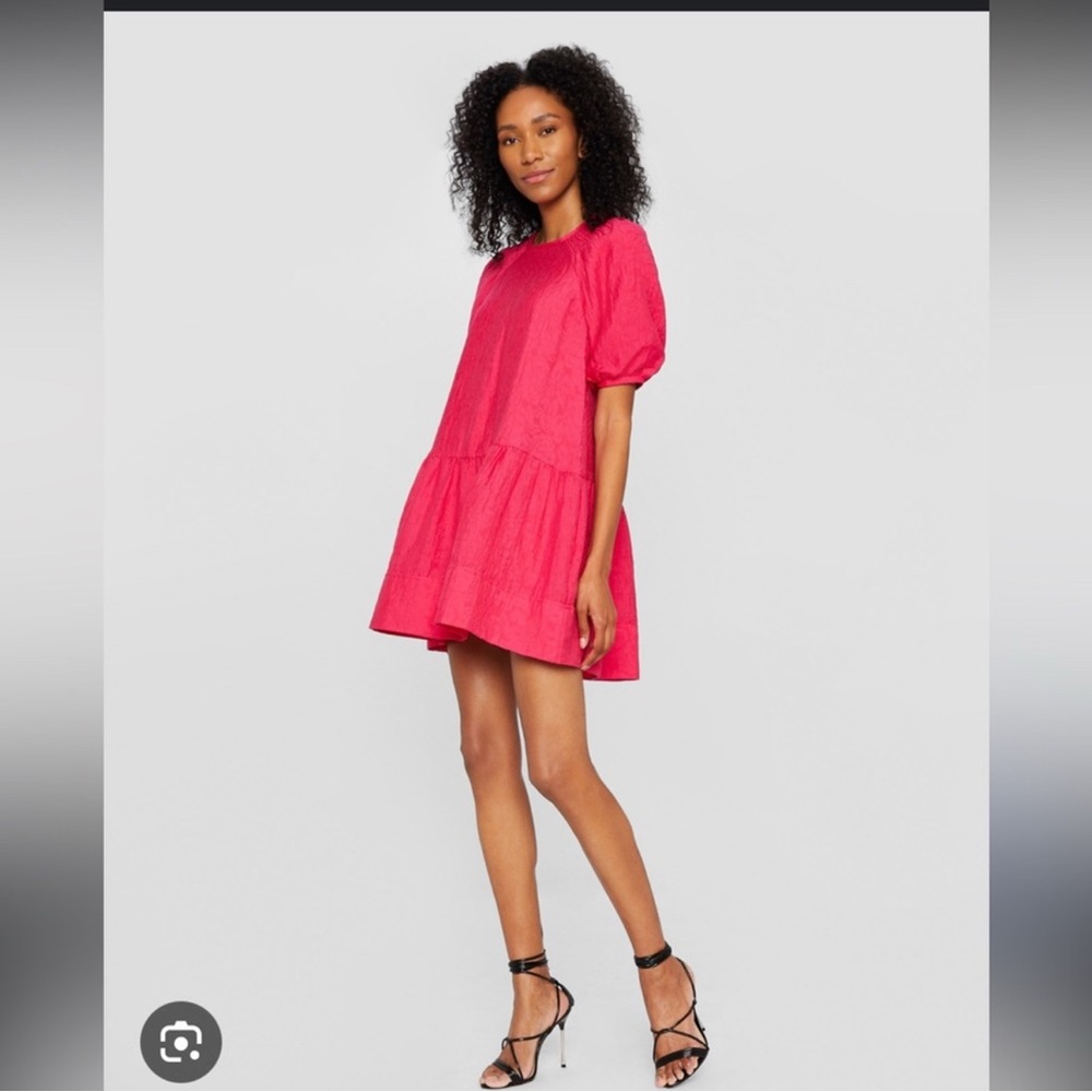 CLUB MONACO | Fuschia Pink Balloon sleeve dress